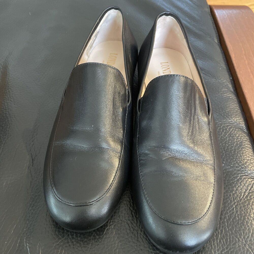 london kids black loafers!! great quality!!! size